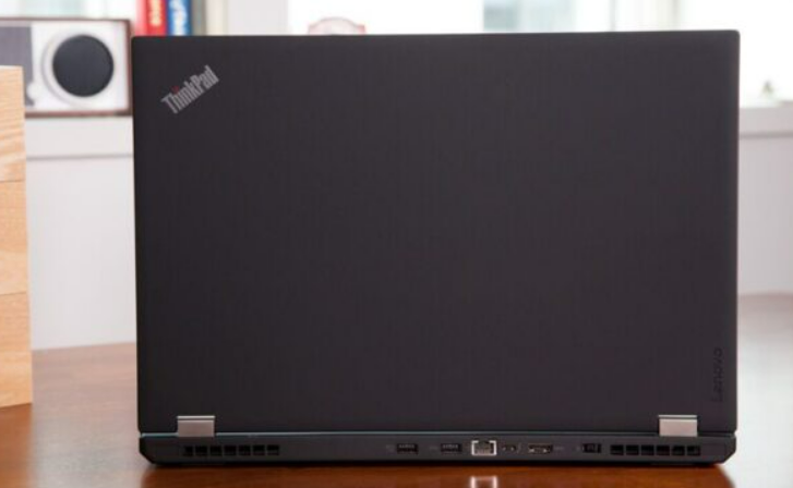 hg Lenovo ThinkPad P51 6