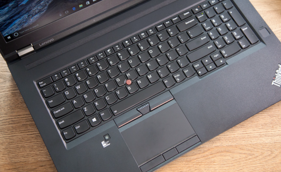 hg Lenovo Thinkpad P71 3